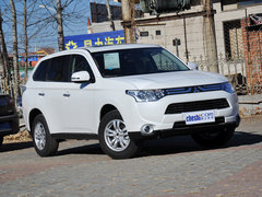 2013 2.0L CVT 四驱都市导航版5座
