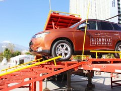 2013 2.4L CVT 四驱豪华导航版 7座