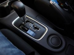 2013 2.4L CVT 四驱豪华导航版 7座