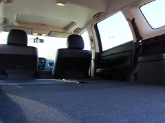 2013 2.4L CVT 四驱豪华导航版 7座