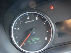 2013 2.4L CVT 四驱豪华导航版 7座