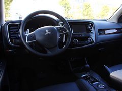 2013 2.4L CVT 四驱豪华导航版 7座