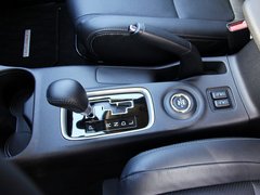 2013 2.4L CVT 四驱豪华导航版 7座