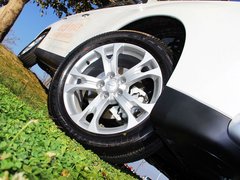 2013 2.4L CVT 四驱豪华导航版 7座