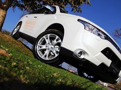 2013 2.4L CVT 四驱豪华导航版 7座