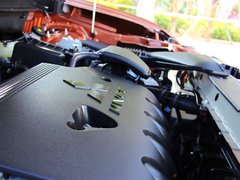 2013 2.4L CVT 四驱豪华导航版 7座