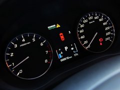 2013 2.4L CVT 四驱豪华导航版 7座