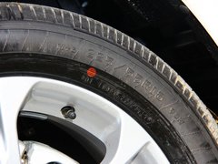 2013 2.4L CVT 四驱豪华导航版 7座