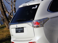 2013 2.4L CVT 四驱豪华导航版 7座