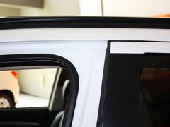 2013 2.4L CVT 四驱豪华导航版 7座