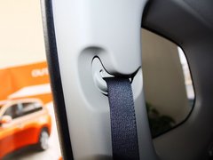 2013 2.4L CVT 四驱豪华导航版 7座