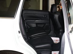 2013 2.4L CVT 四驱豪华导航版 7座
