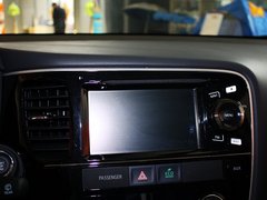 2013 2.4L CVT 四驱豪华导航版 7座