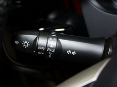 2013 2.4L CVT 四驱豪华导航版 7座