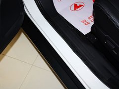 2013 2.4L CVT 四驱豪华导航版 7座