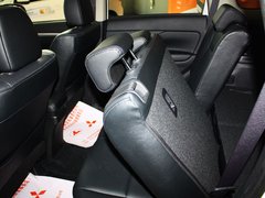 2013 2.4L CVT 四驱豪华导航版 7座