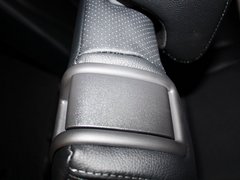 2013 2.4L CVT 四驱豪华导航版 7座