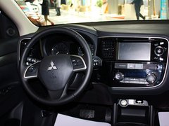 2013 2.4L CVT 四驱豪华导航版 7座
