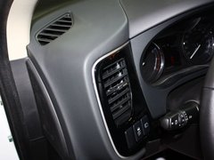 2013 2.4L CVT 四驱豪华导航版 7座