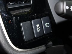 2013 2.4L CVT 四驱豪华导航版 7座