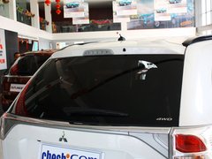 2013 2.4L CVT 四驱豪华导航版 7座