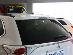 2013 2.4L CVT 四驱豪华导航版 7座