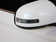2013 2.4L CVT 四驱豪华导航版 7座