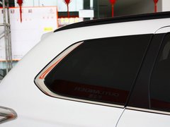 2013 2.4L CVT 四驱豪华导航版 7座