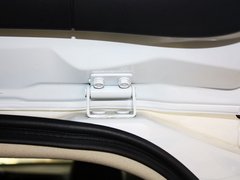 2013 2.4L CVT 四驱豪华导航版 7座