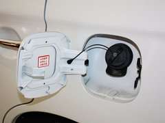 2013 2.4L CVT 四驱豪华导航版 7座