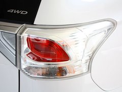 2013 2.4L CVT 四驱豪华导航版 7座