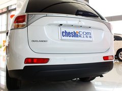 2013 2.4L CVT 四驱豪华导航版 7座