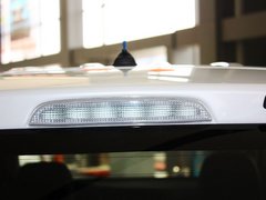 2013 2.4L CVT 四驱豪华导航版 7座