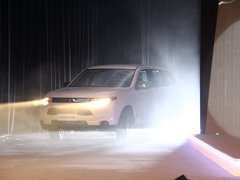 2013 2.4L CVT 四驱精英GT版 7座