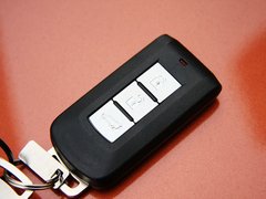 2013 2.4L CVT 四驱精英GT版 7座