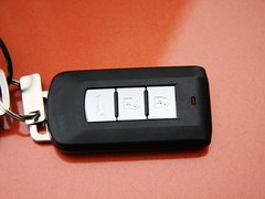 2013 2.4L CVT 四驱精英GT版 7座