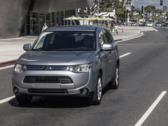 2013 2.4L CVT 四驱精英GT版 7座
