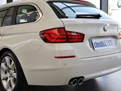 2013 530i 3.0L 领先型旅行版
