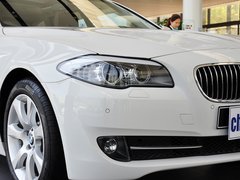 2013 530i 3.0L 领先型旅行版