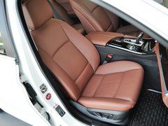2013 530i 3.0L 领先型旅行版
