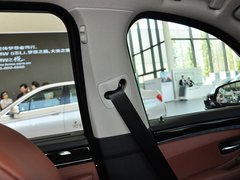 2013 530i 3.0L 领先型旅行版