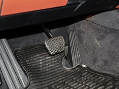 2013 530i 3.0L 领先型旅行版
