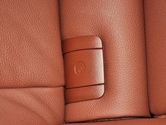 2013 530i 3.0L 领先型旅行版