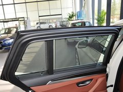 2013 530i 3.0L 领先型旅行版