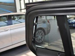 2013 530i 3.0L 领先型旅行版