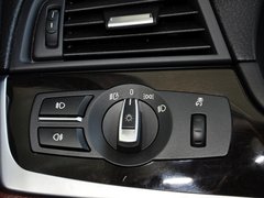 2013 530i 3.0L 领先型旅行版