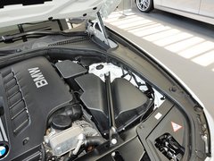 2013 530i 3.0L 领先型旅行版