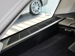 2013 530i 3.0L 领先型旅行版