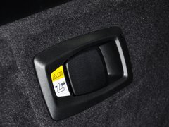 2013 530i 3.0L 领先型旅行版