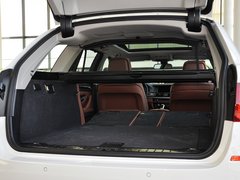 2013 530i 3.0L 领先型旅行版